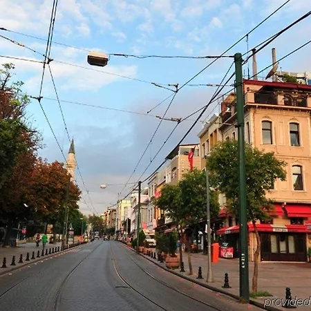 Star Hotel